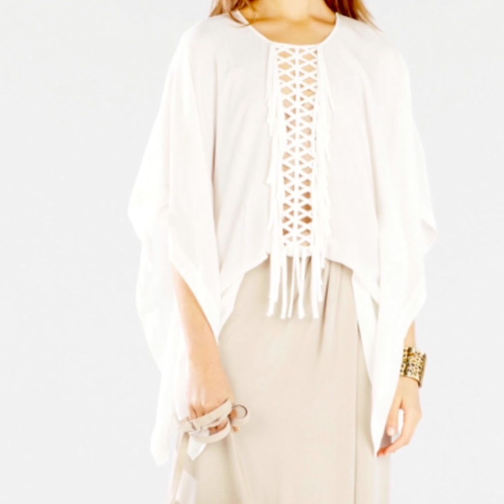 NWT BCBGMaxazria Ramzie Fringe Kaftan top in size Small